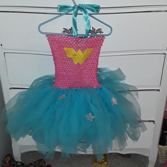 Wonder Woman tutu costume size 6/7 - Picture 1 of 2